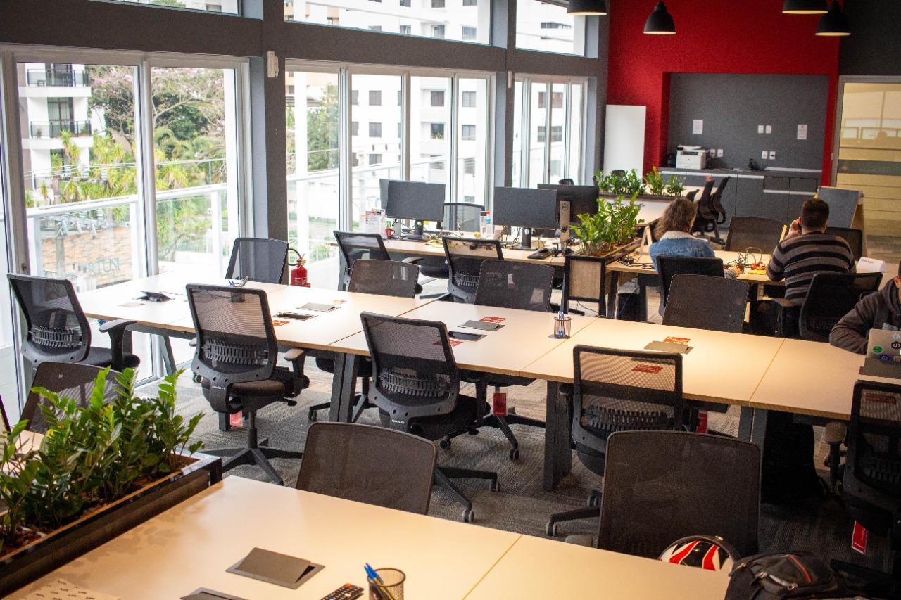 Brasil office - employees working stations